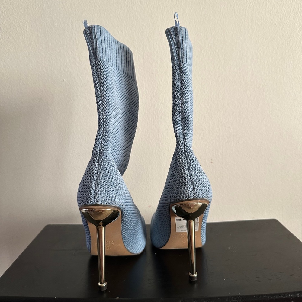 FOREVER 21 Light Blue Bootie Gold Heel SIZE 5.5 Glam Party Night Out Pointed - Picture 4 of 5